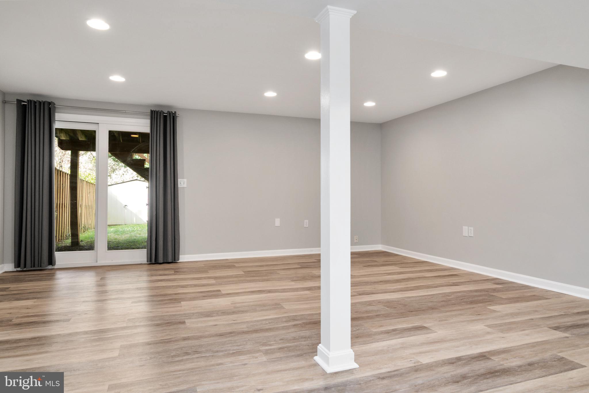 1324 HAZEL NUT COURT