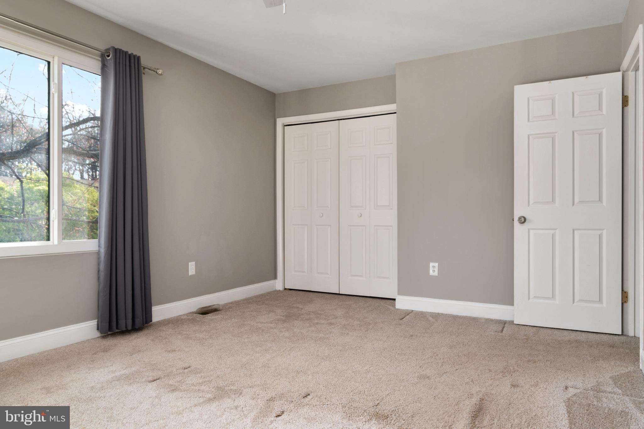 1324 HAZEL NUT COURT