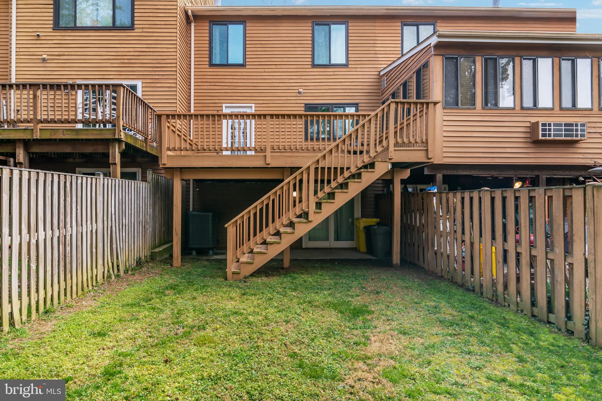 1324 HAZEL NUT COURT