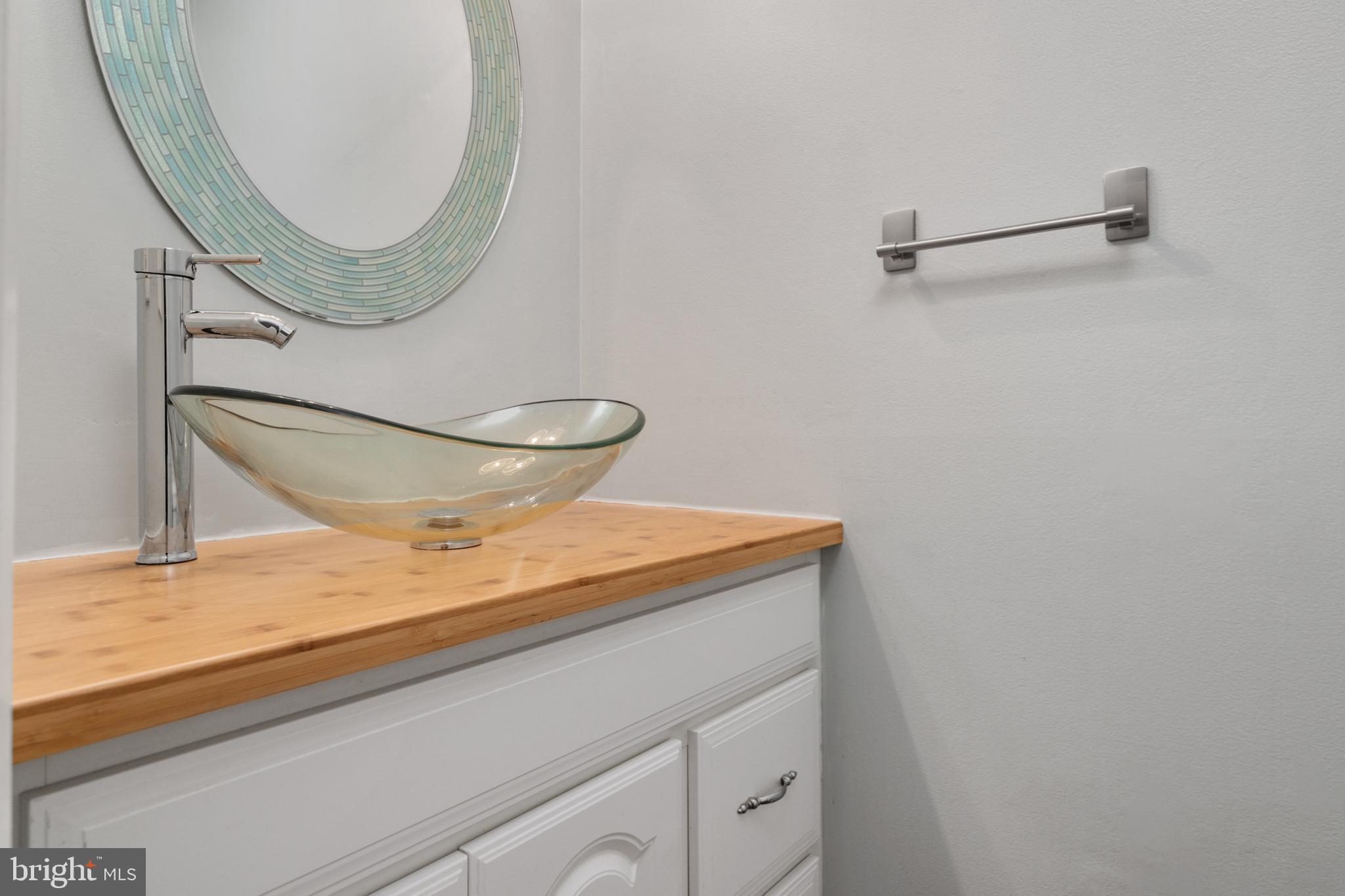 1324 HAZEL NUT COURT