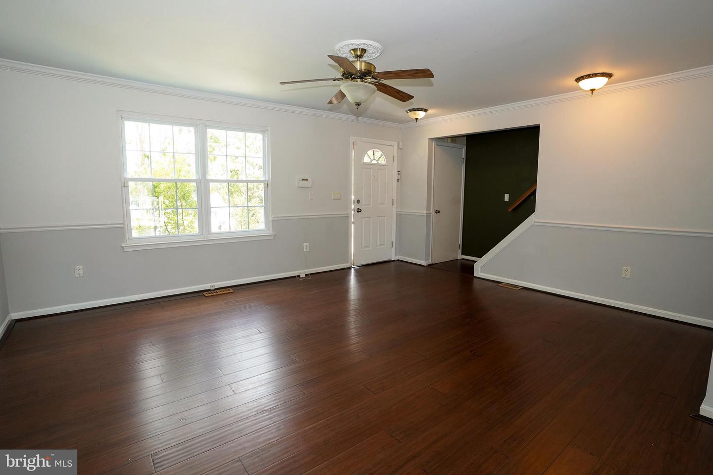 7862 CENTERGATE CT