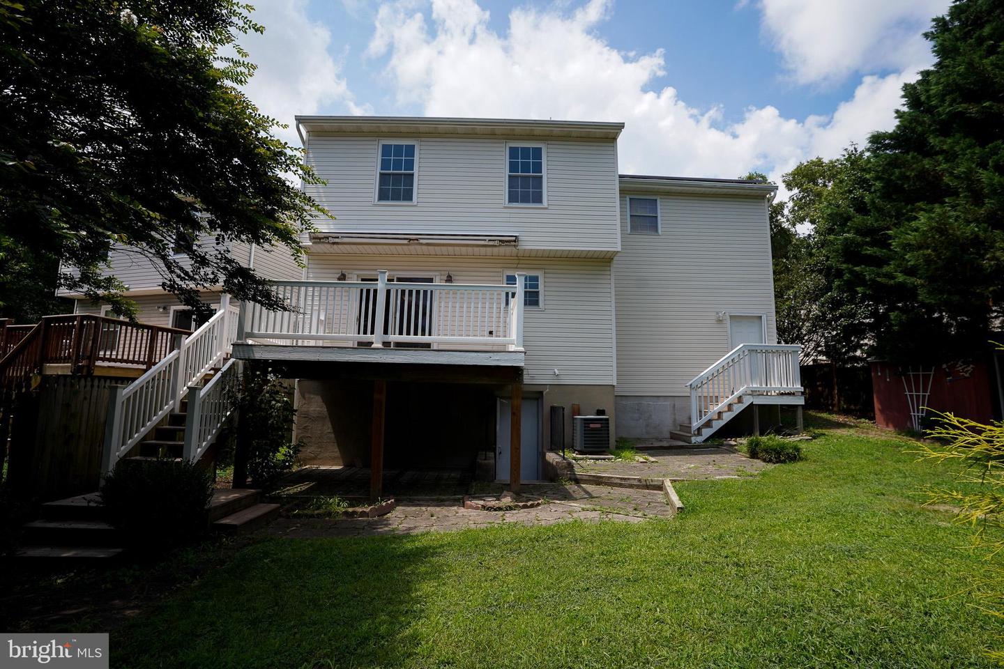7862 CENTERGATE CT