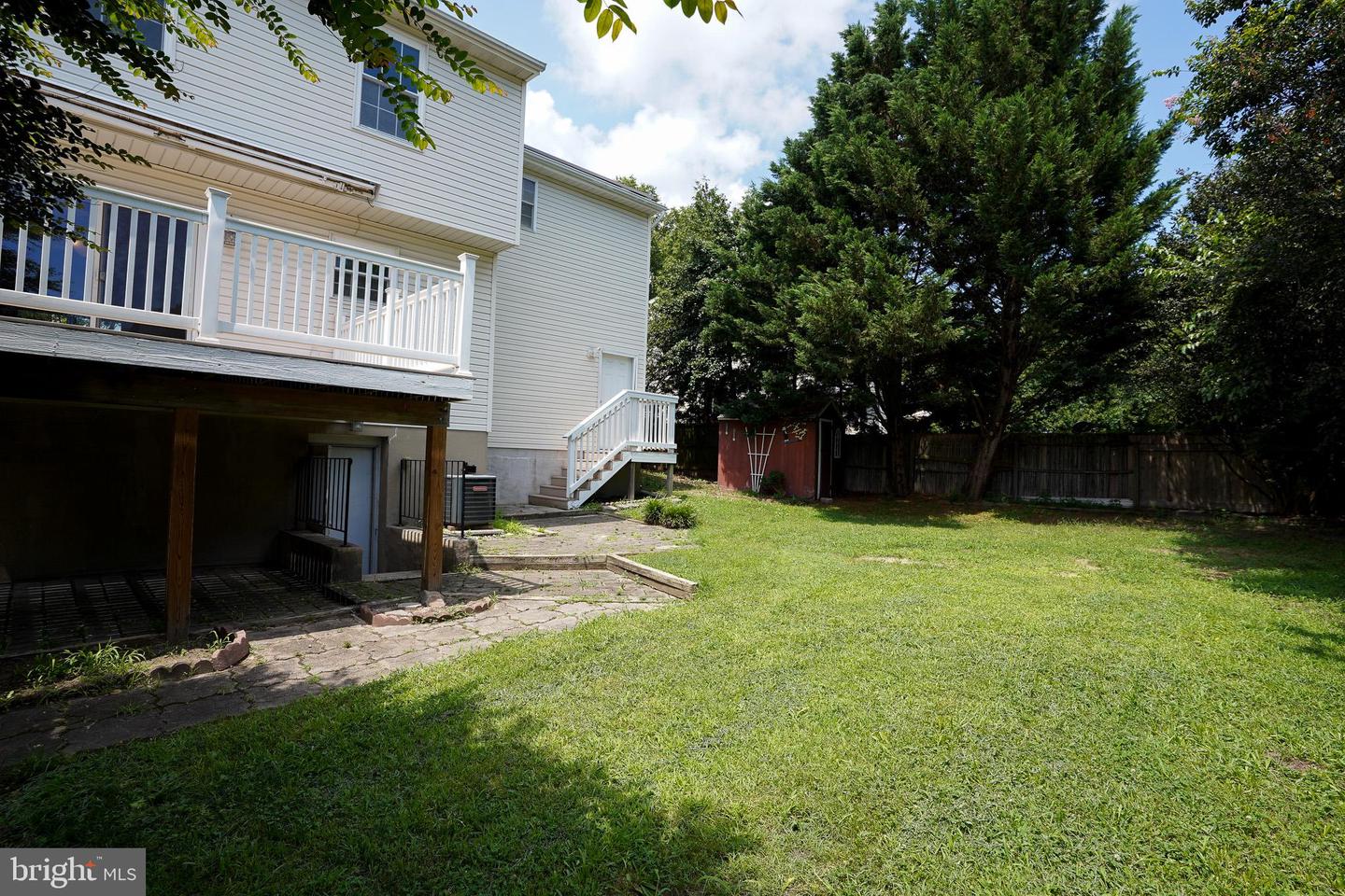7862 CENTERGATE CT