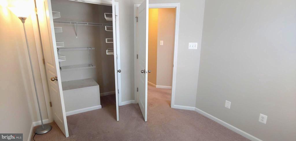 1011 HAWKINS WAY