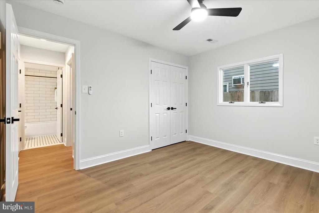 5 N MEADOW DRIVE
