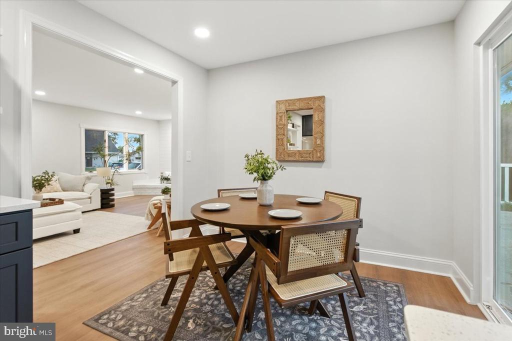 5 N MEADOW DRIVE
