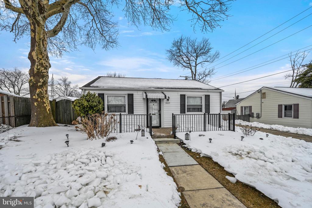 1027 UPTON ROAD