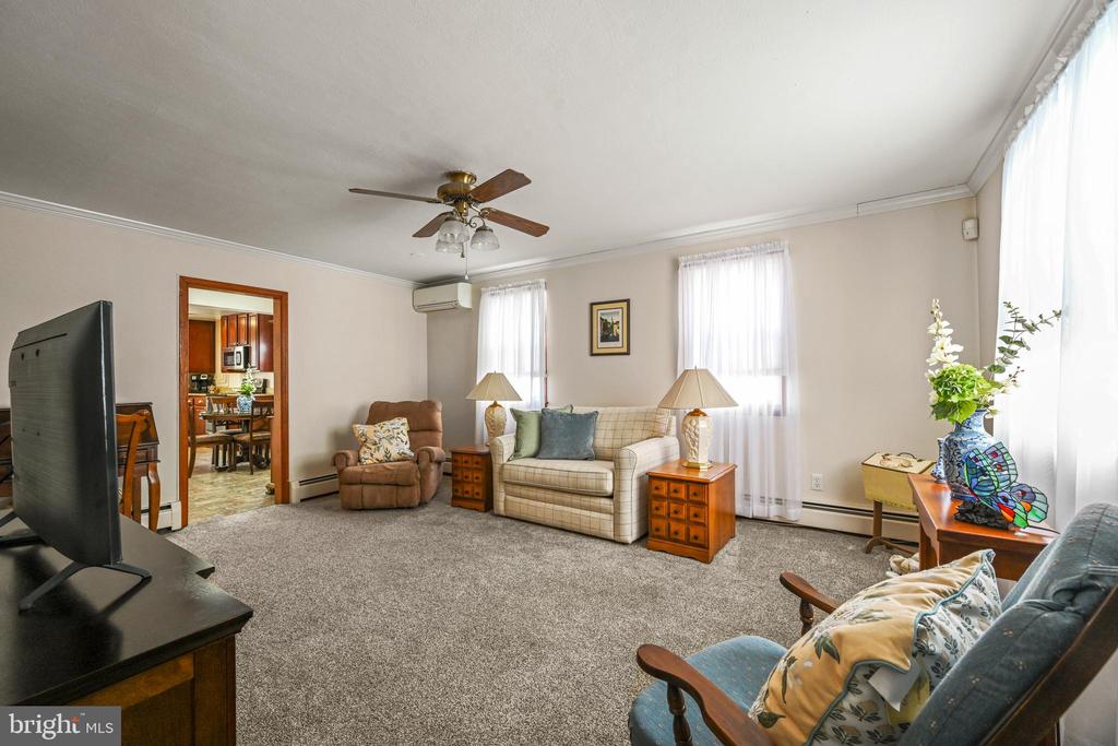 1027 UPTON ROAD
