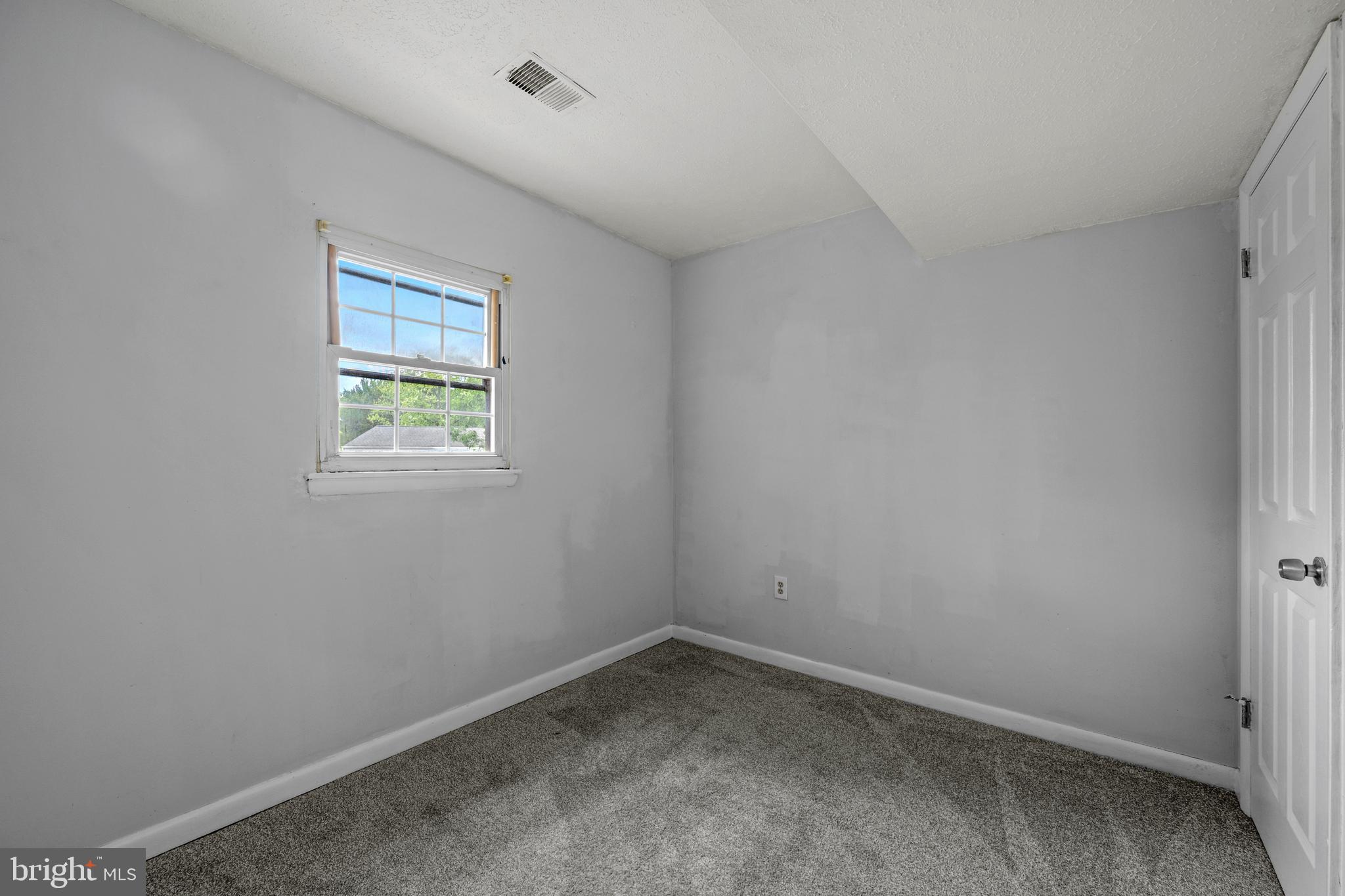 7985 SCOTTS MANOR COURT