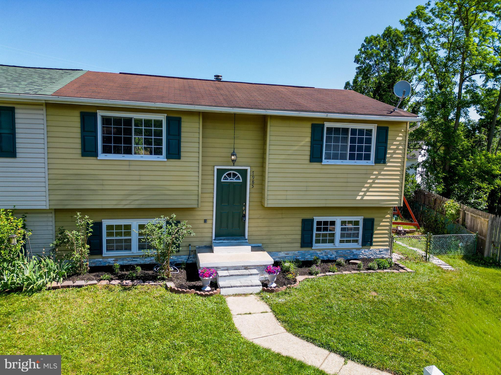 7985 SCOTTS MANOR COURT