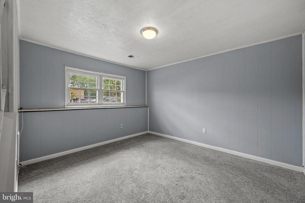 7985 SCOTTS MANOR COURT