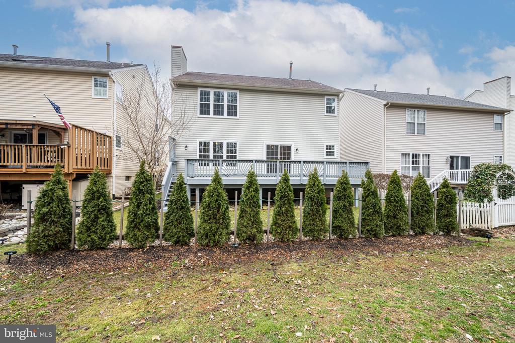 2444 HIGHTEE COURT