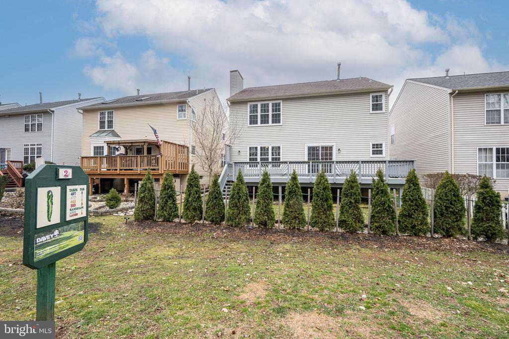2444 HIGHTEE COURT