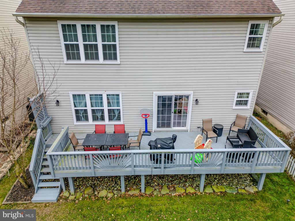 2444 HIGHTEE COURT