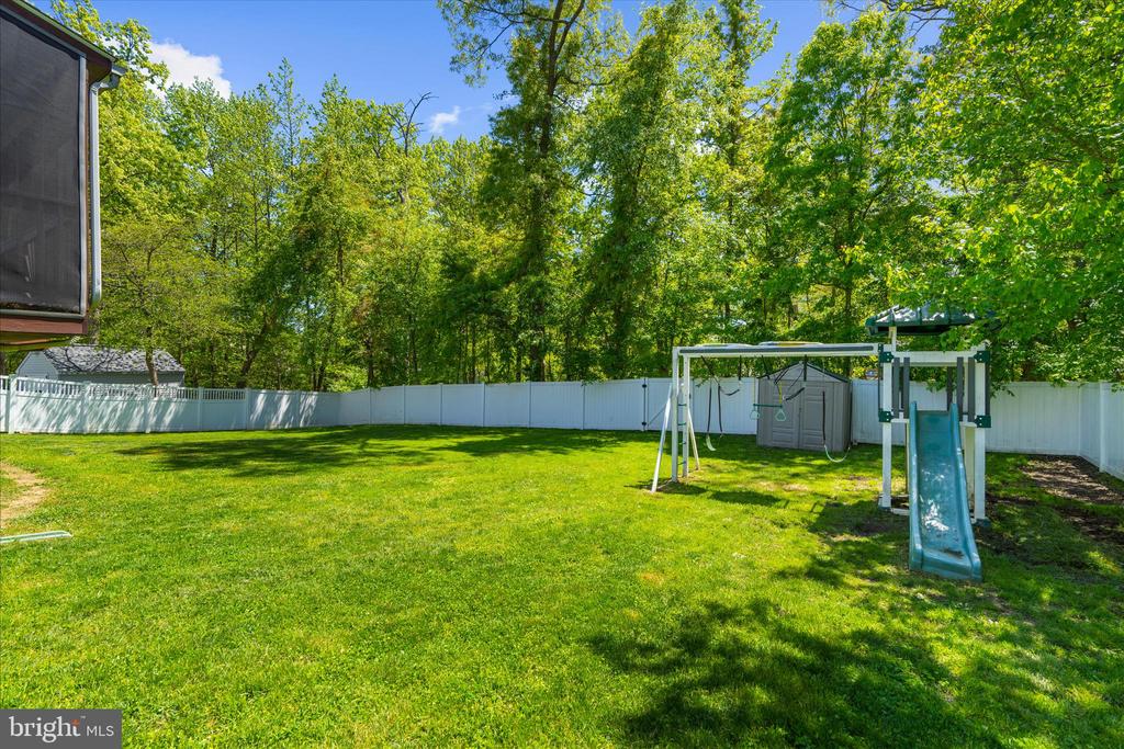 8028 HIGH OAK ROAD
