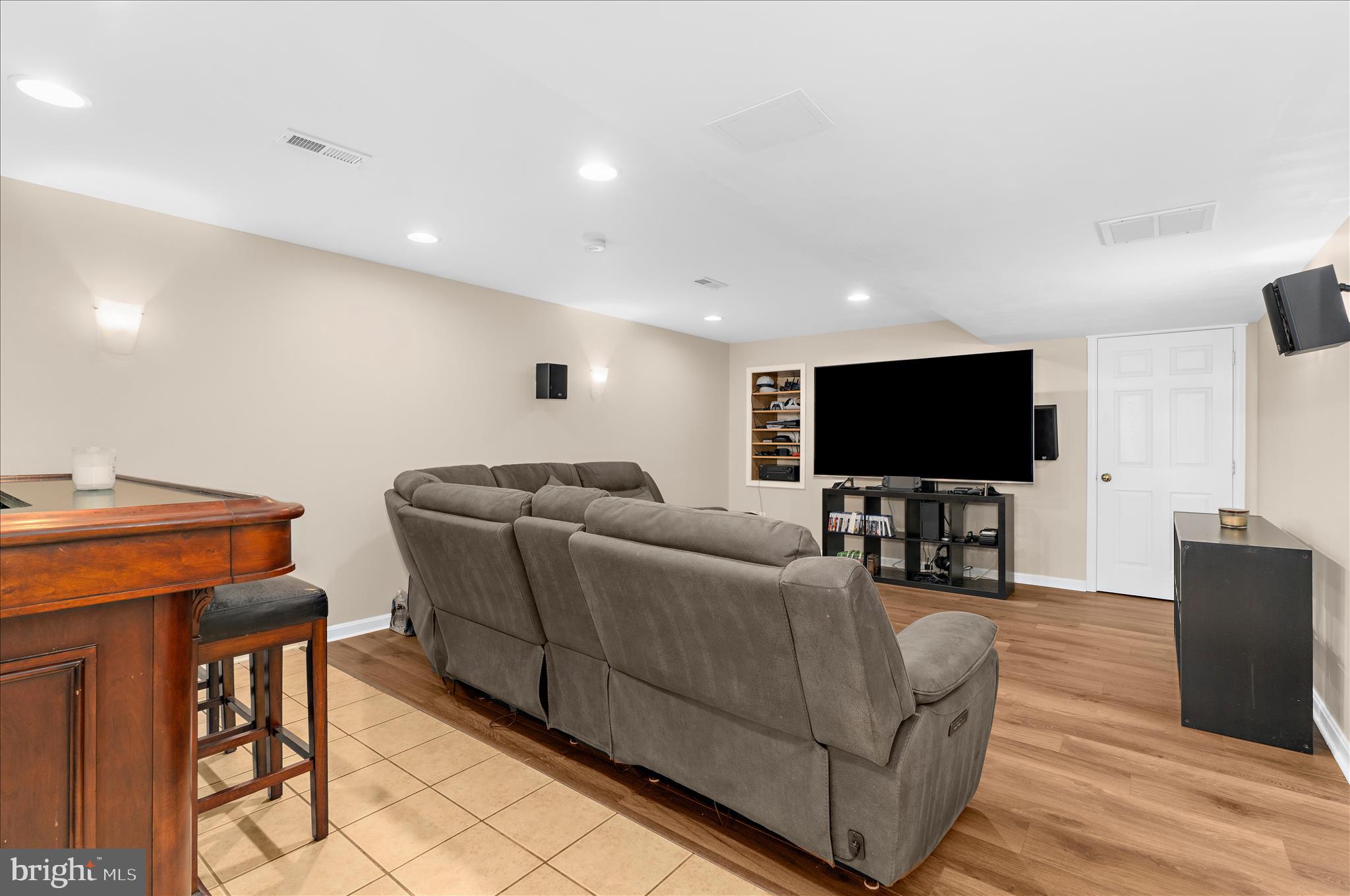 8028 HIGH OAK ROAD