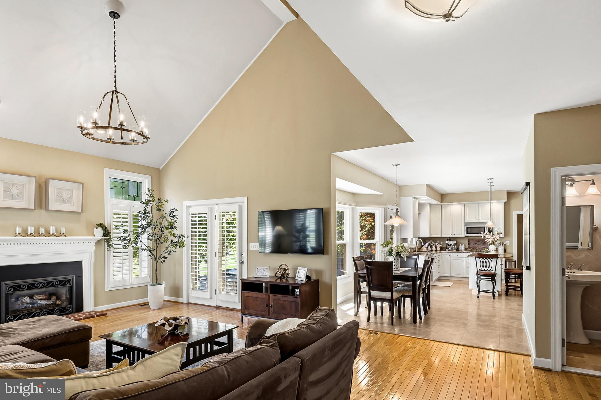 2701 BRADBURY COURT