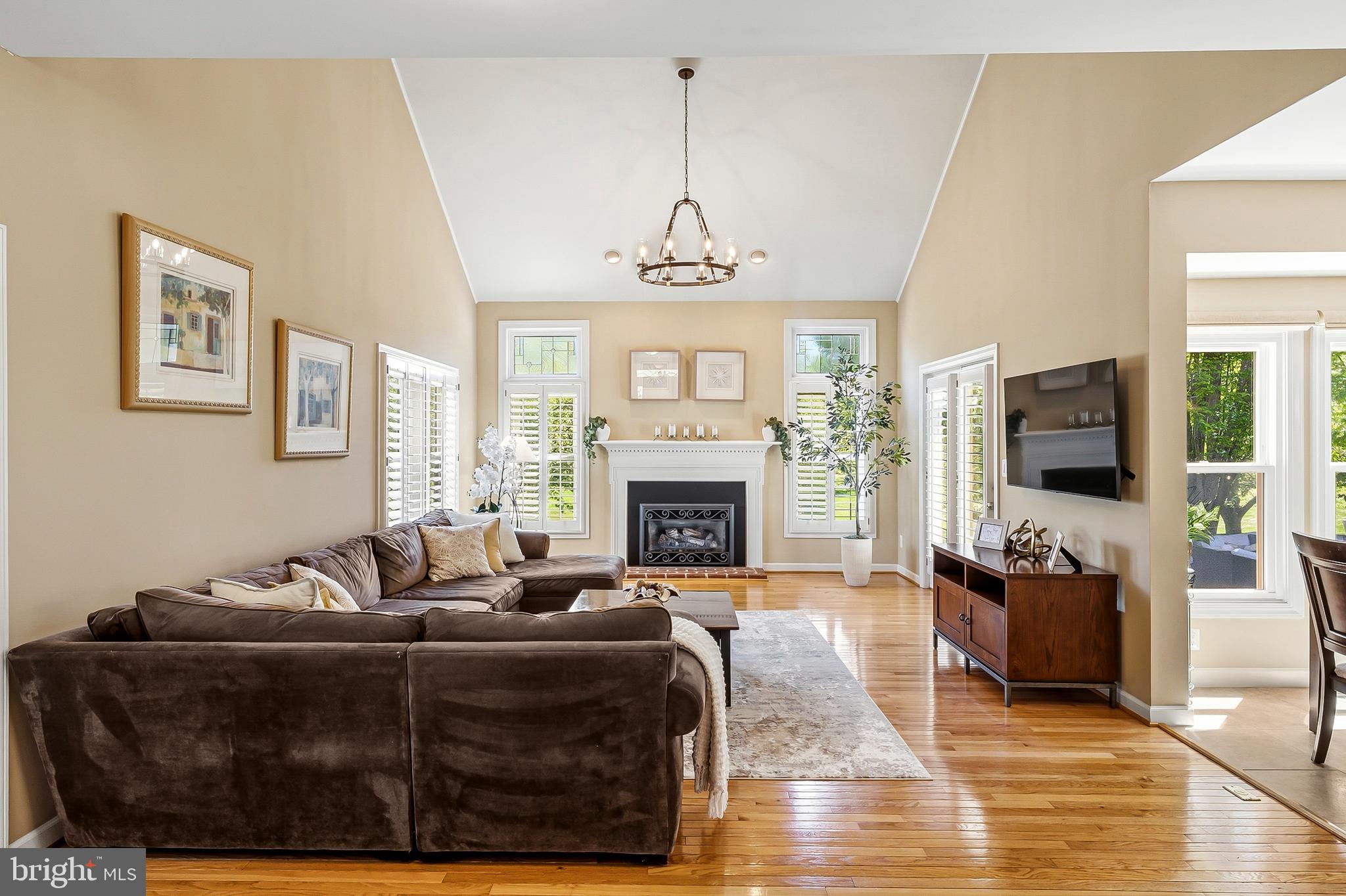 2701 BRADBURY COURT