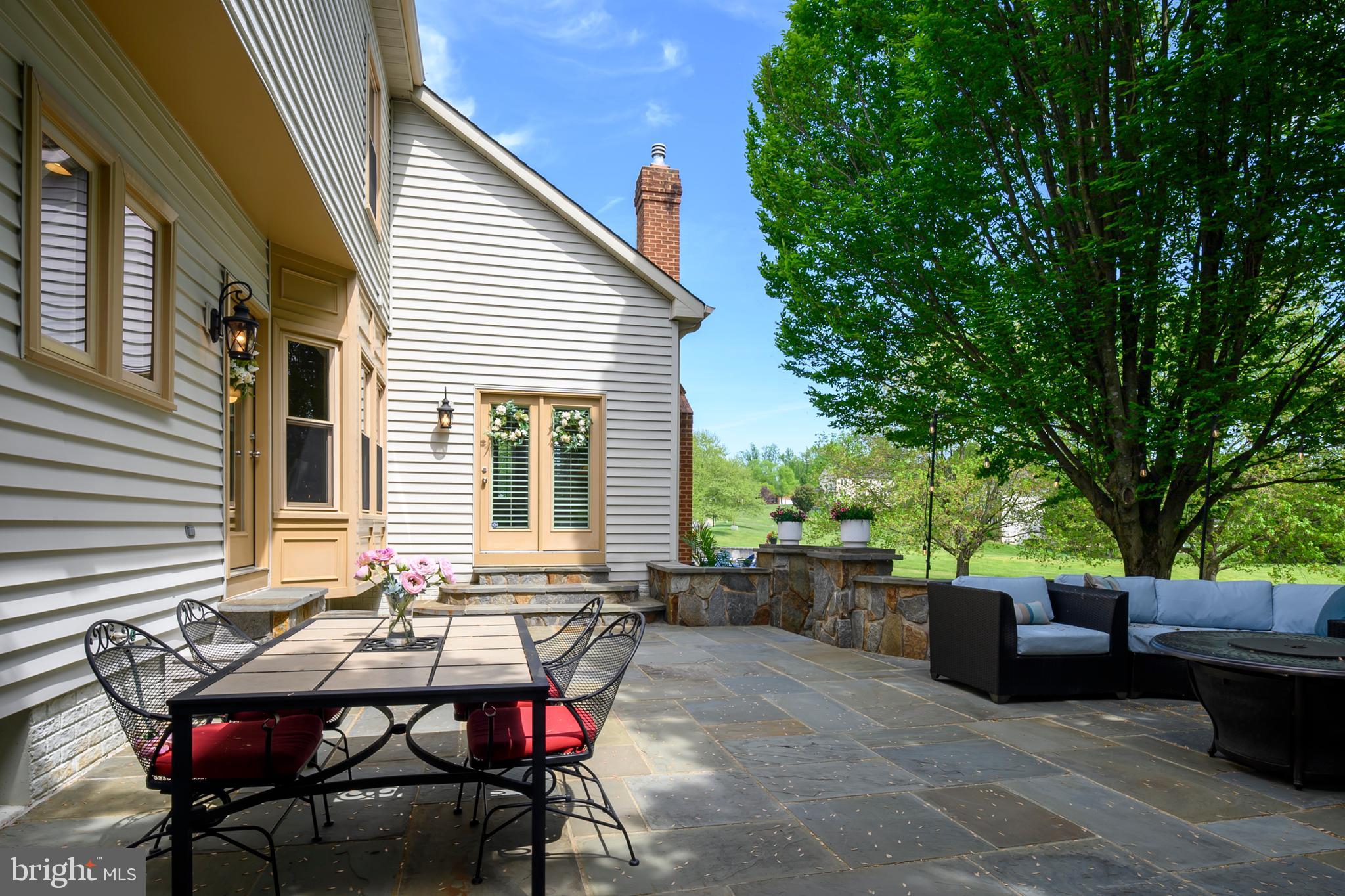 2701 BRADBURY COURT