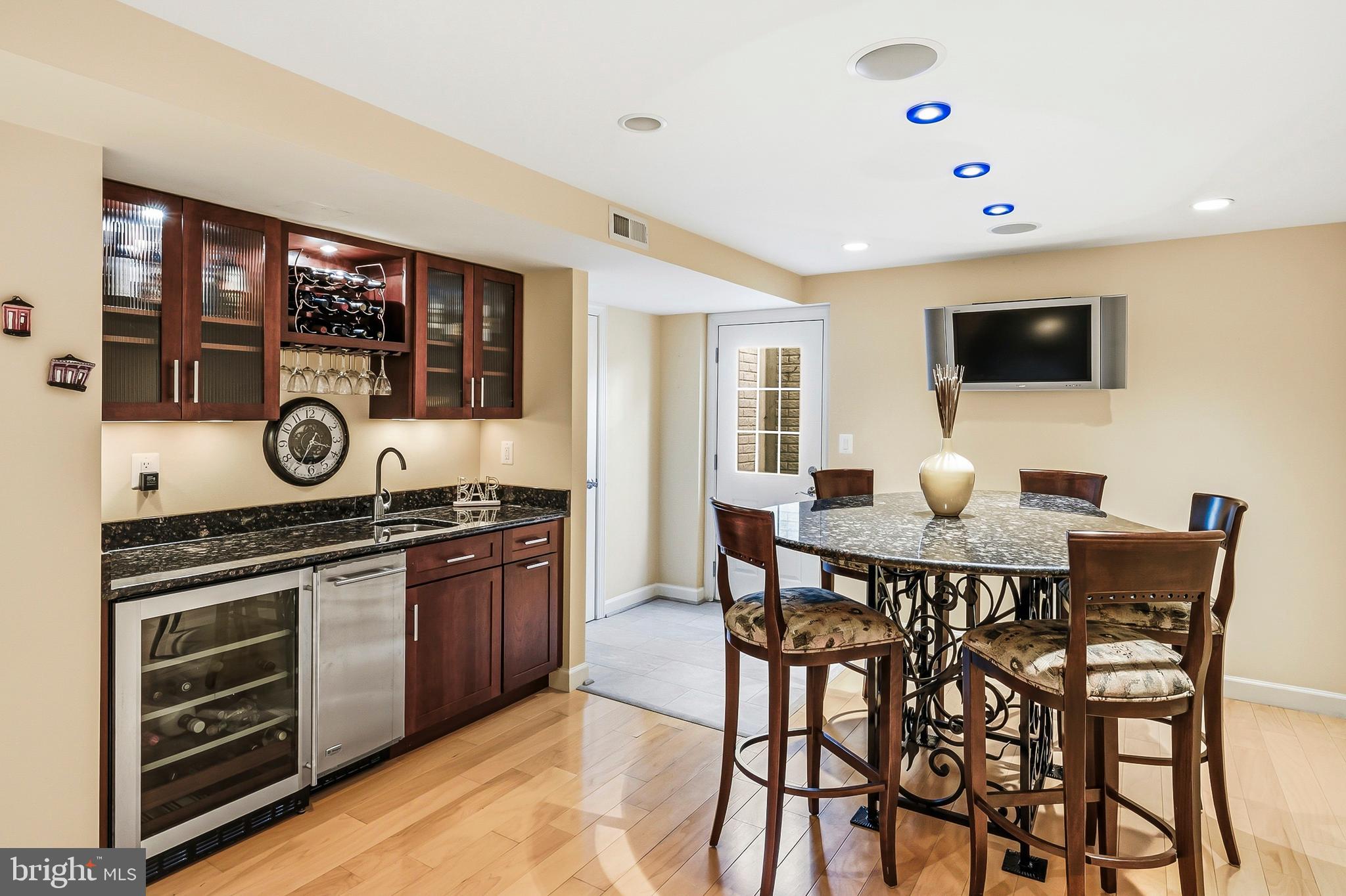 2701 BRADBURY COURT