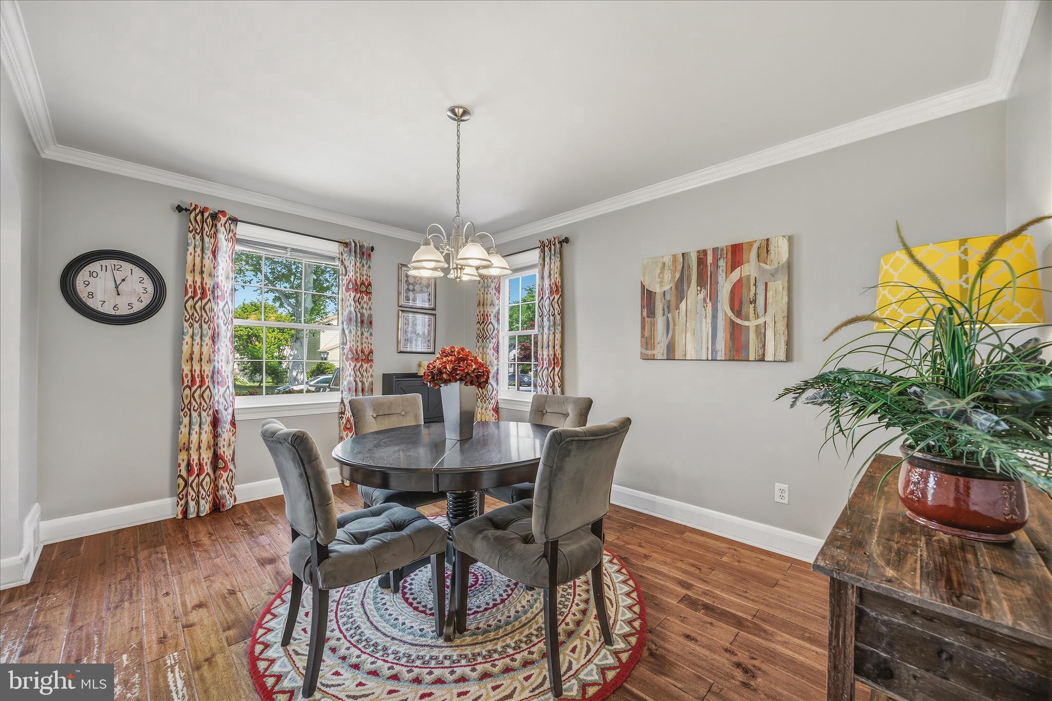 503 FOREST VIEW ROAD