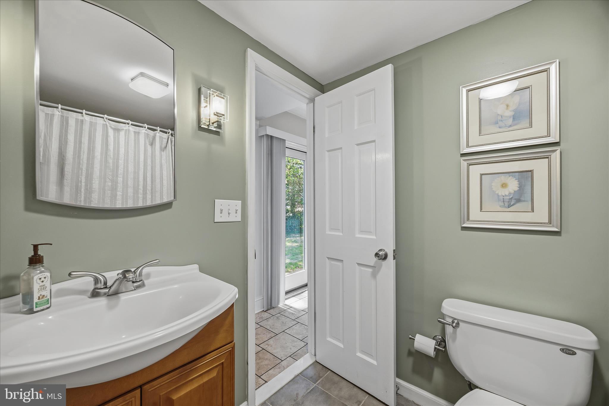 503 FOREST VIEW ROAD