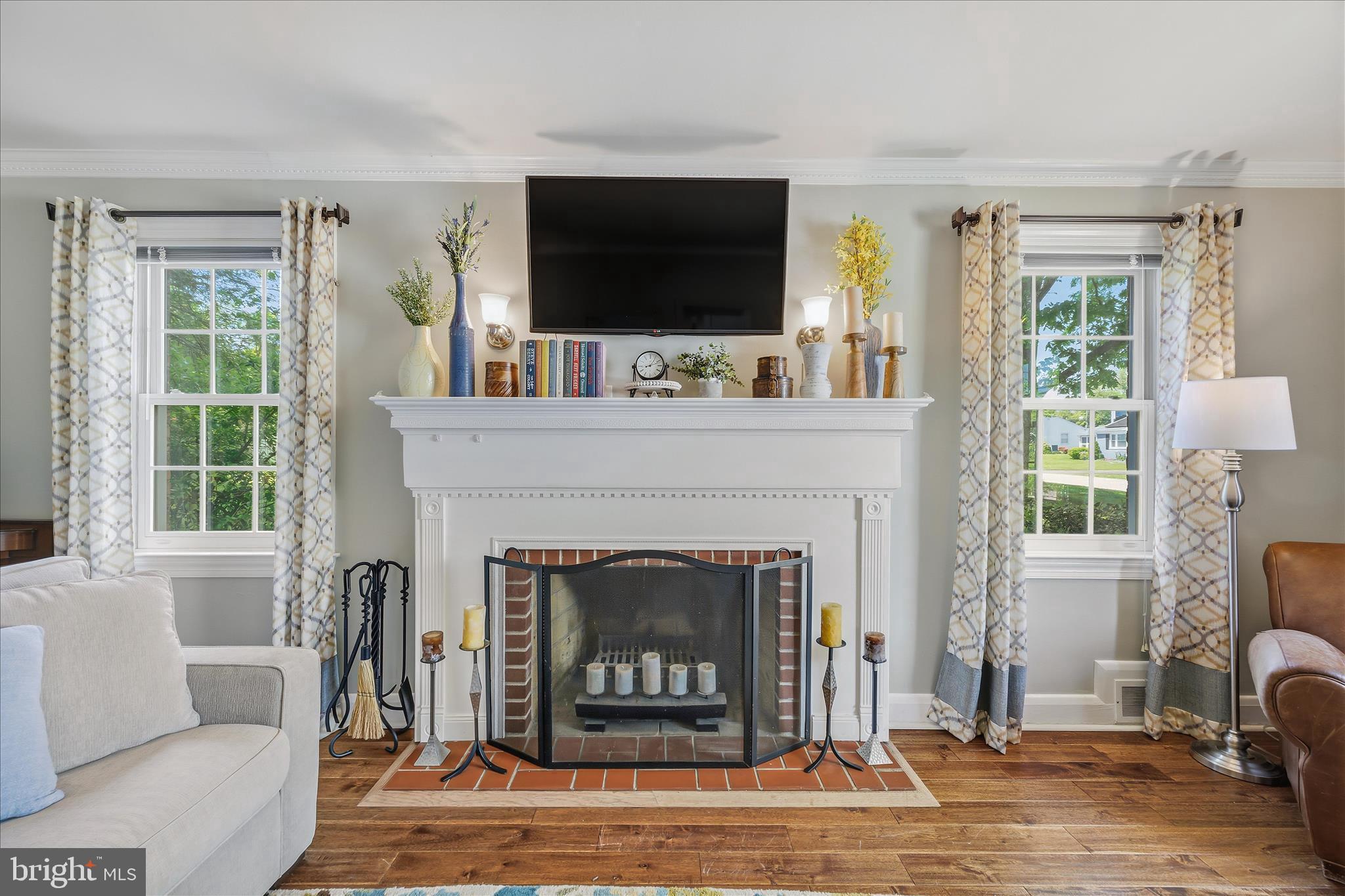 503 FOREST VIEW ROAD