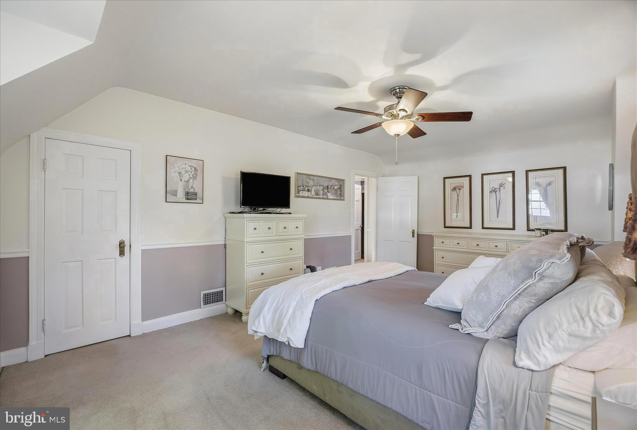503 FOREST VIEW ROAD