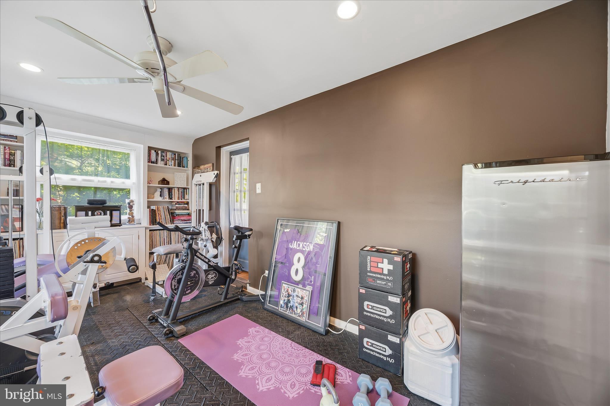 503 FOREST VIEW ROAD