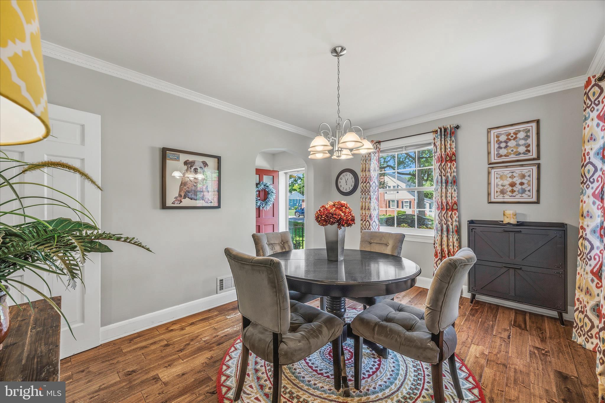 503 FOREST VIEW ROAD