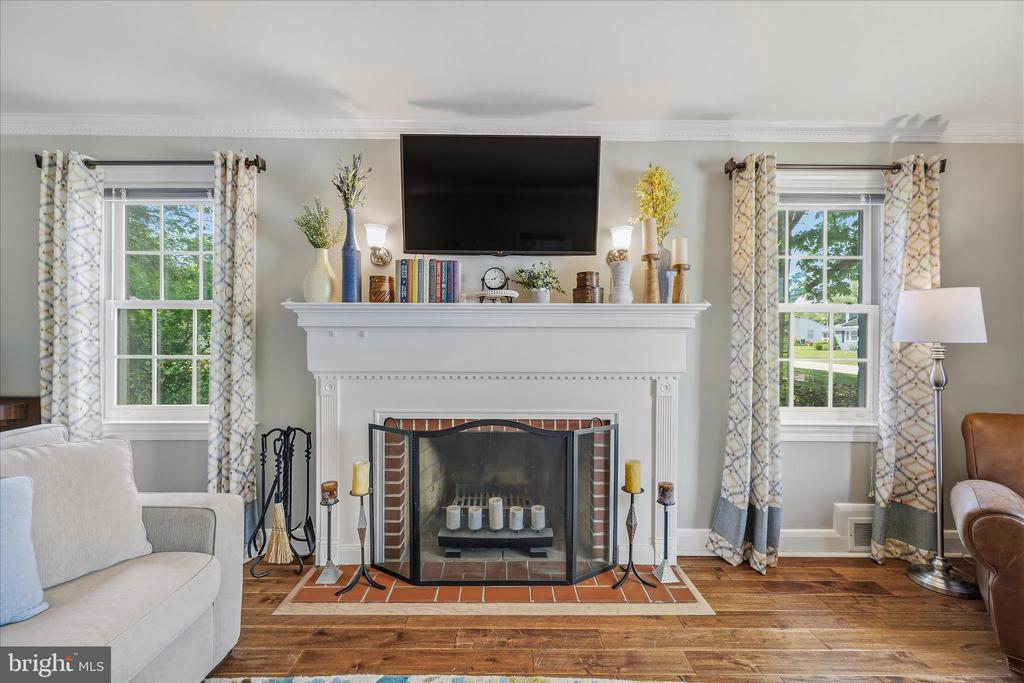 503 FOREST VIEW ROAD