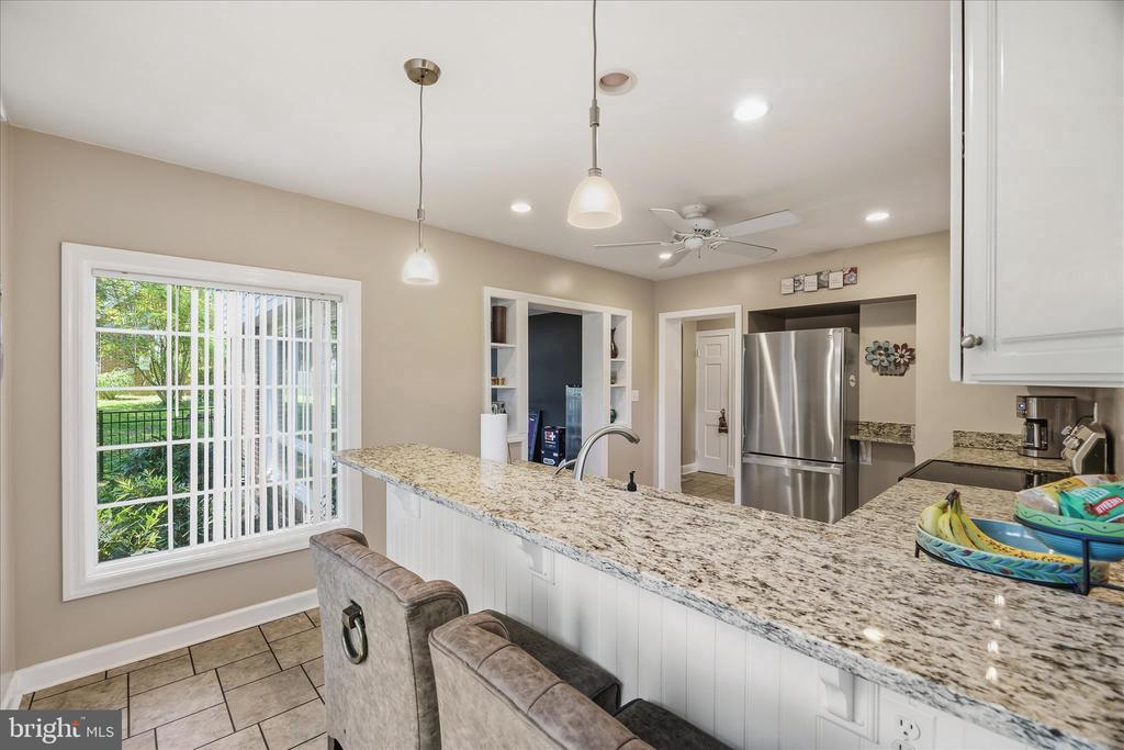 503 FOREST VIEW ROAD