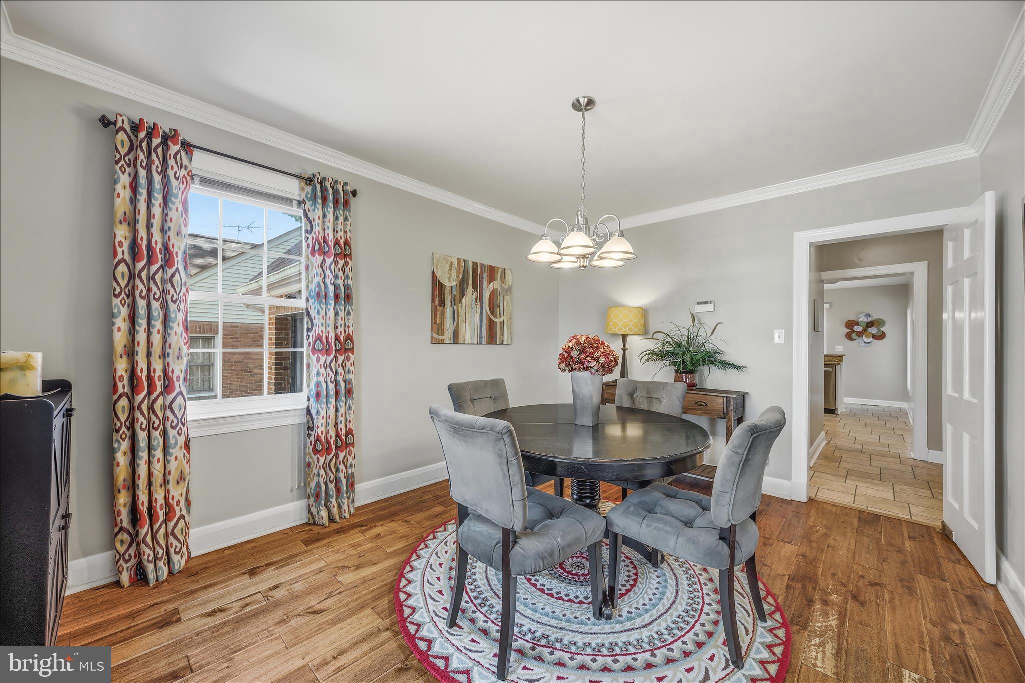 503 FOREST VIEW ROAD