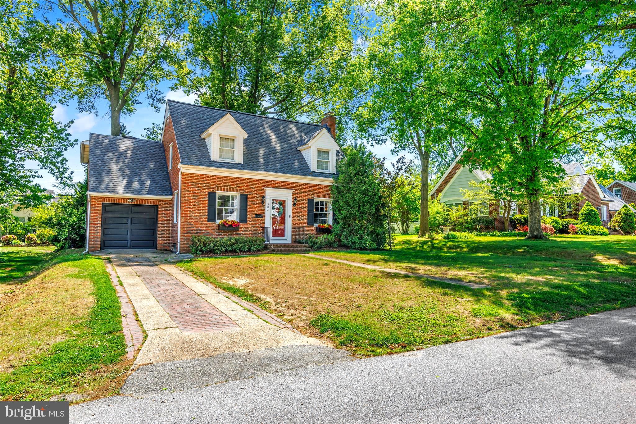 503 FOREST VIEW ROAD