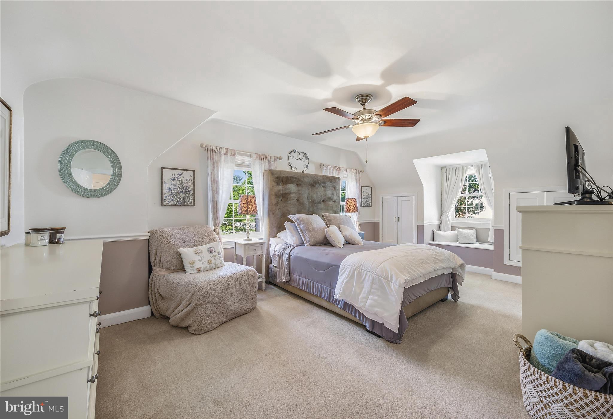 503 FOREST VIEW ROAD