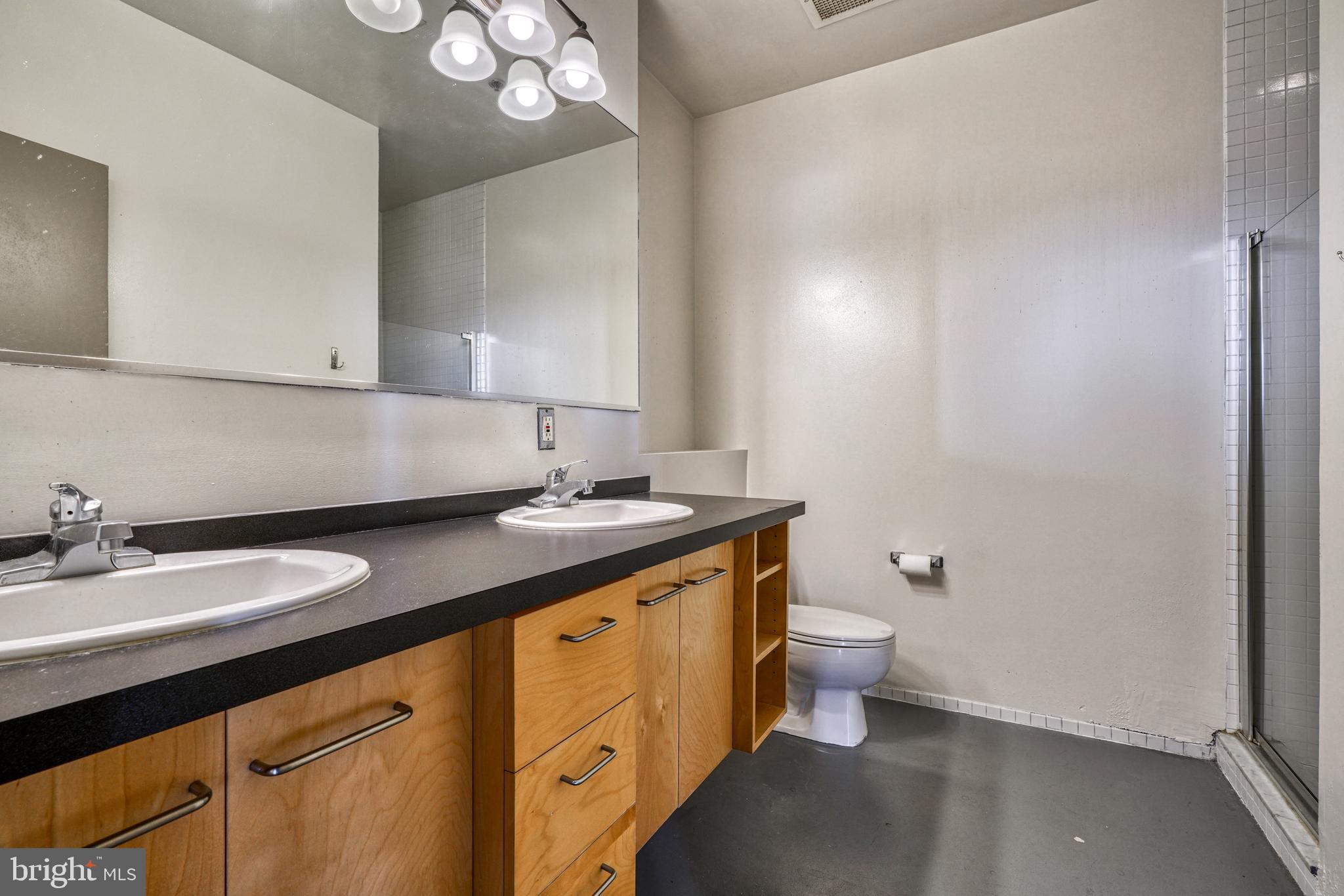 1000 S Charles STREET Unit: 301