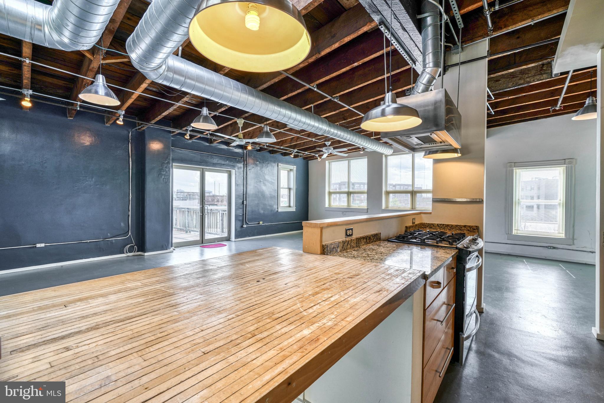 1000 S Charles STREET Unit: 301