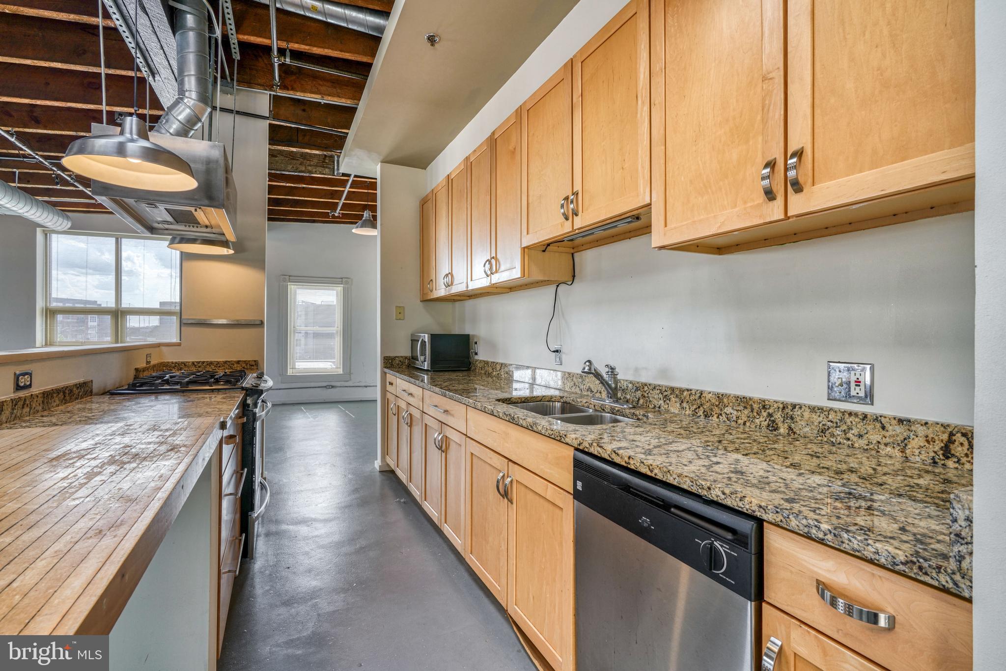 1000 S Charles STREET Unit: 301