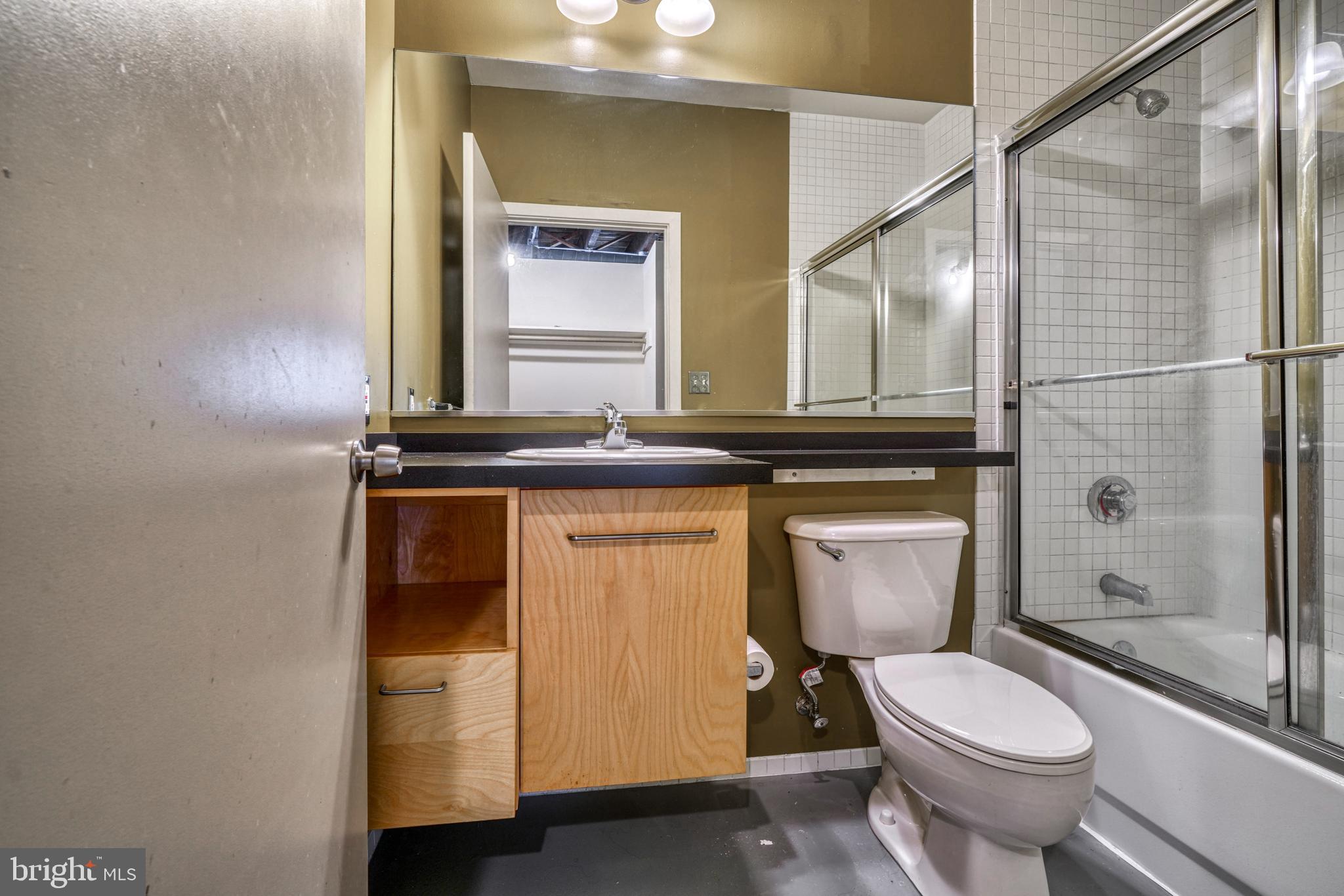 1000 S Charles STREET Unit: 301