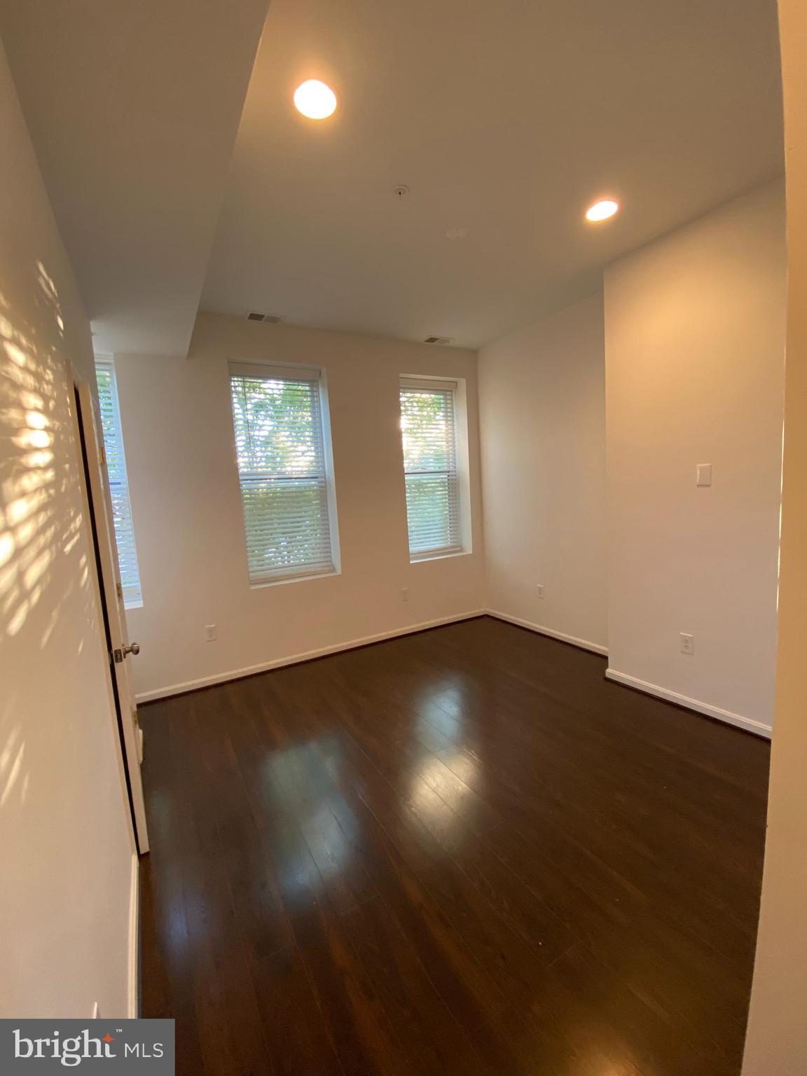 2517 Saint Paul STREET Unit: 2
