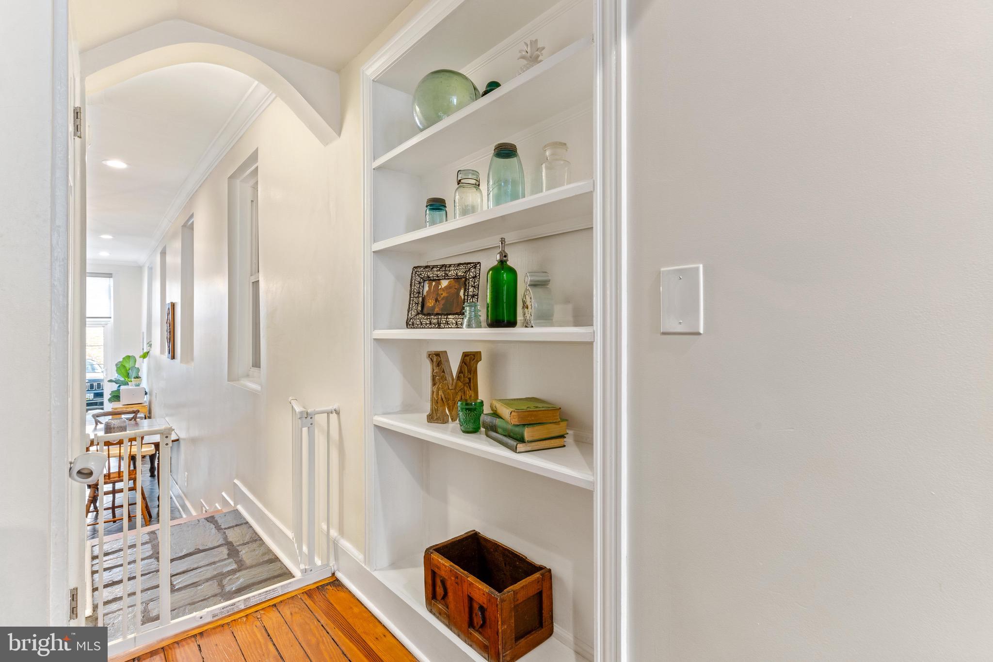 1304 William STREET