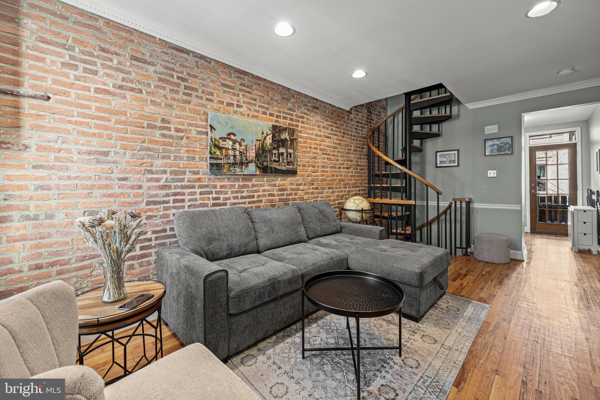1212 Battery AVENUE