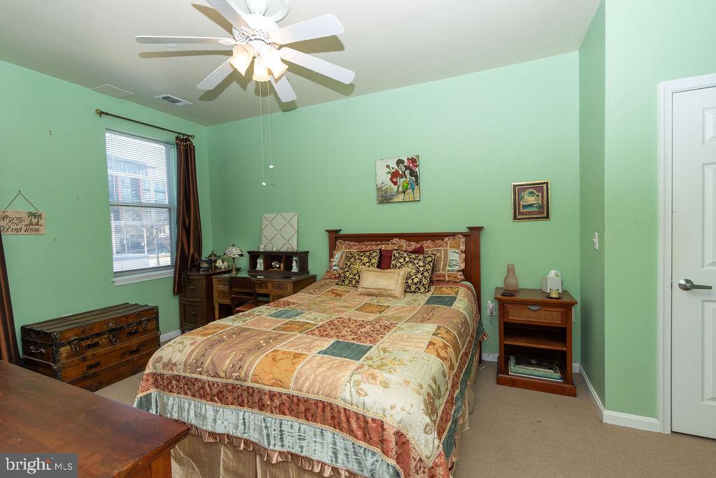 23 Pierside Dr #217