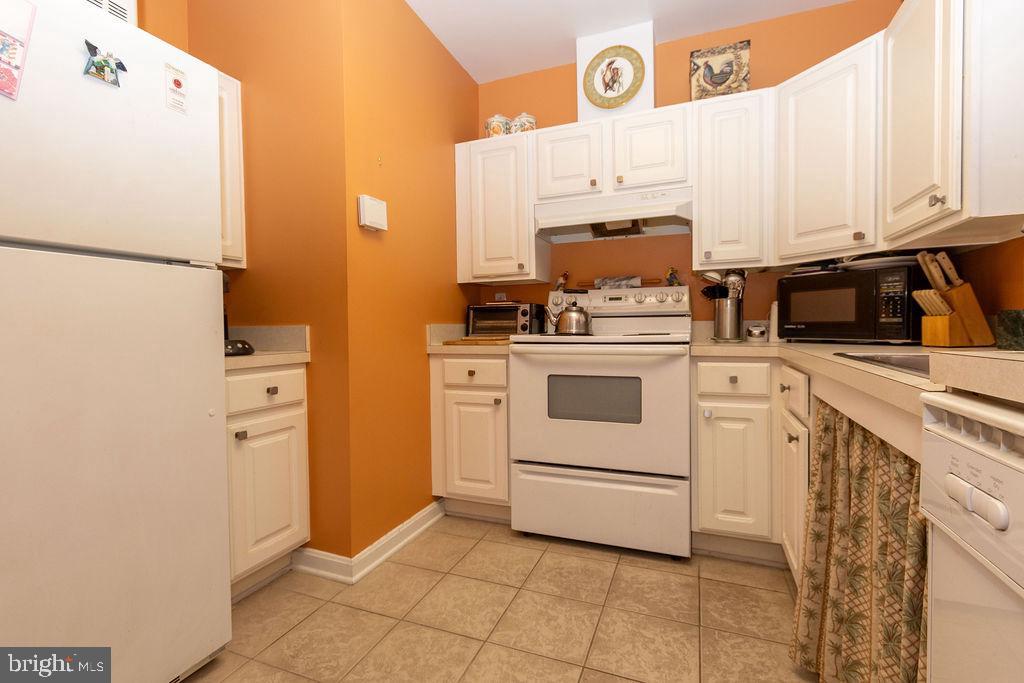 23 Pierside Dr #217