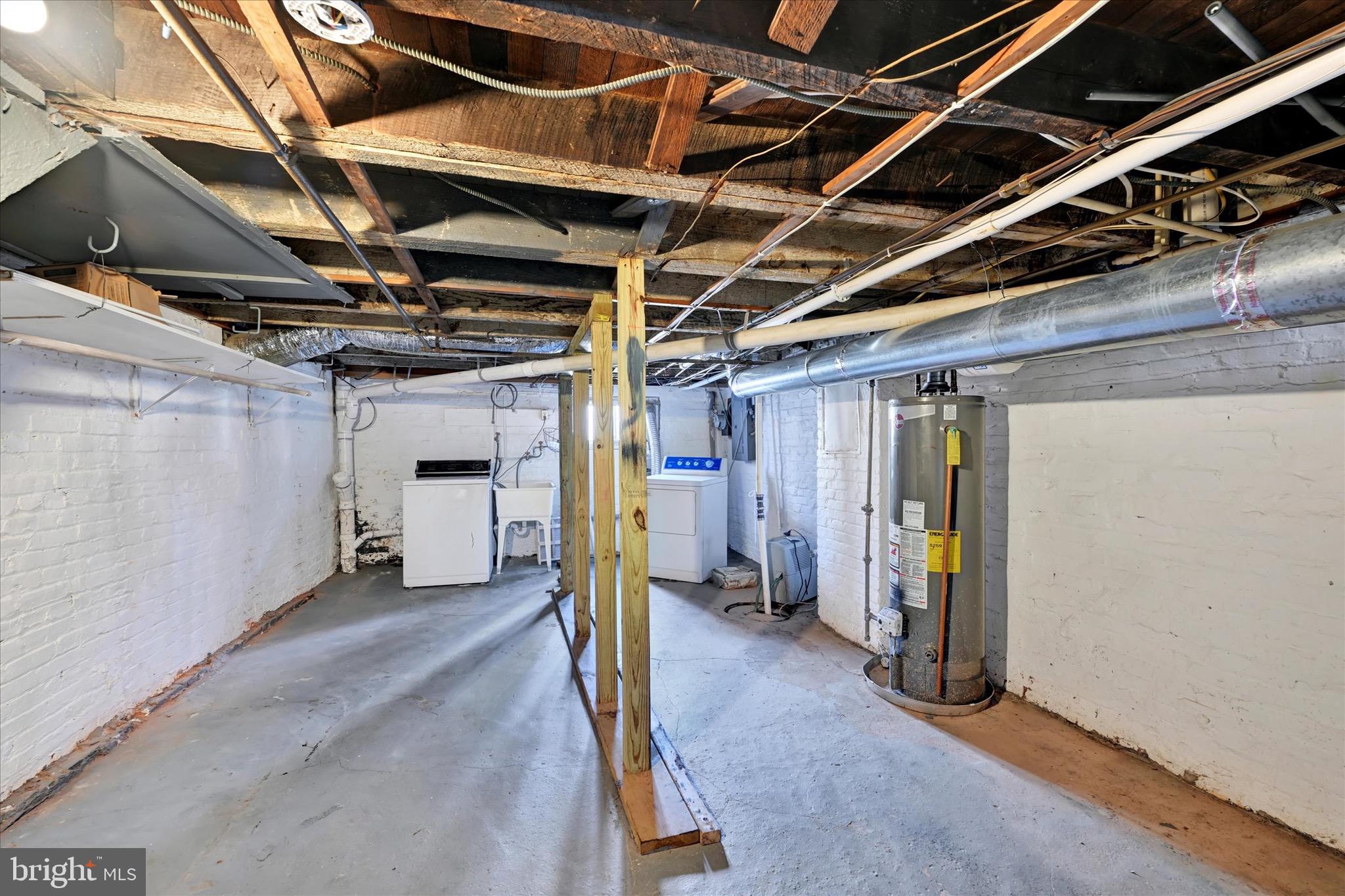 112 S Bouldin Street