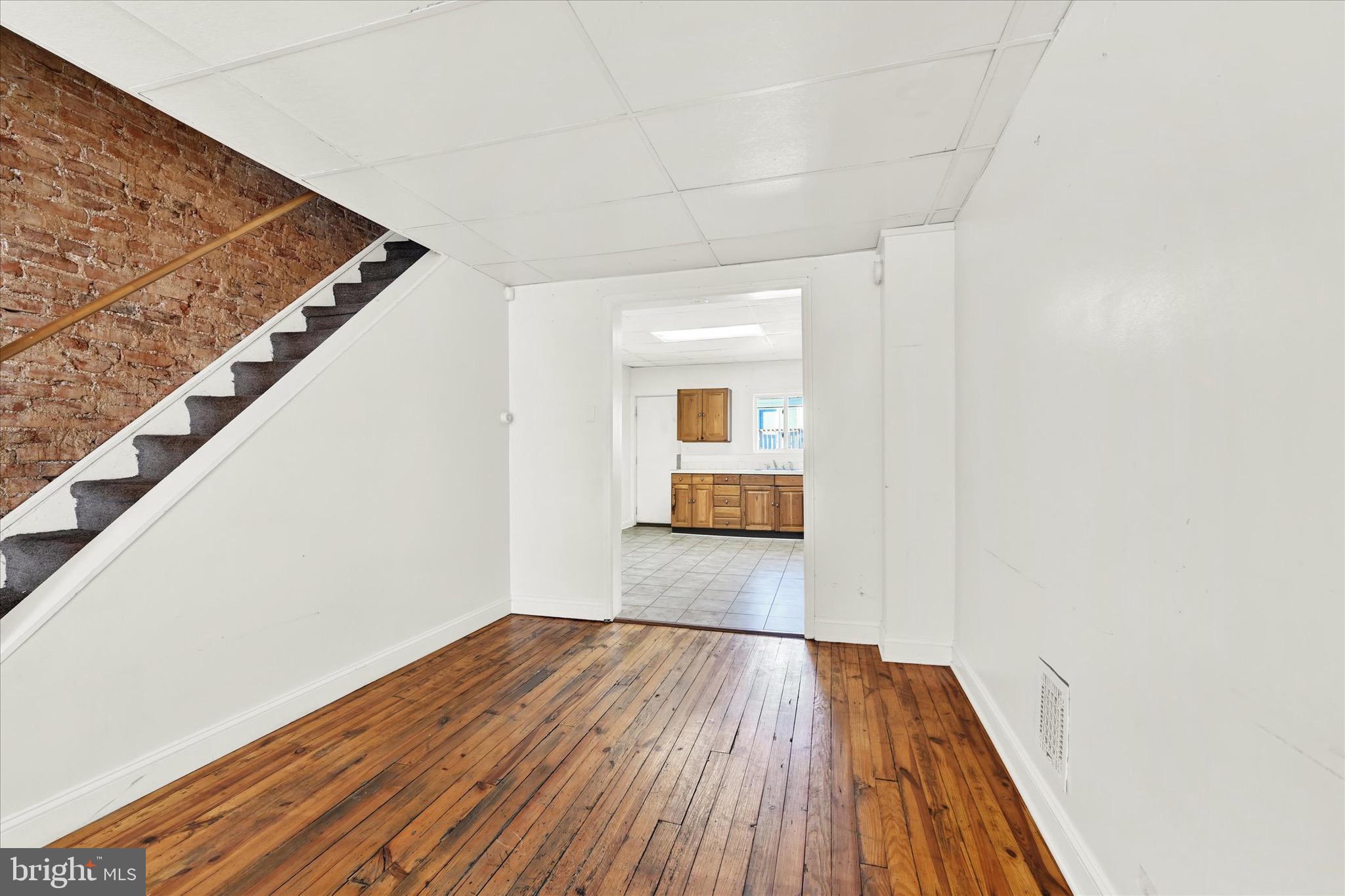 112 S Bouldin Street