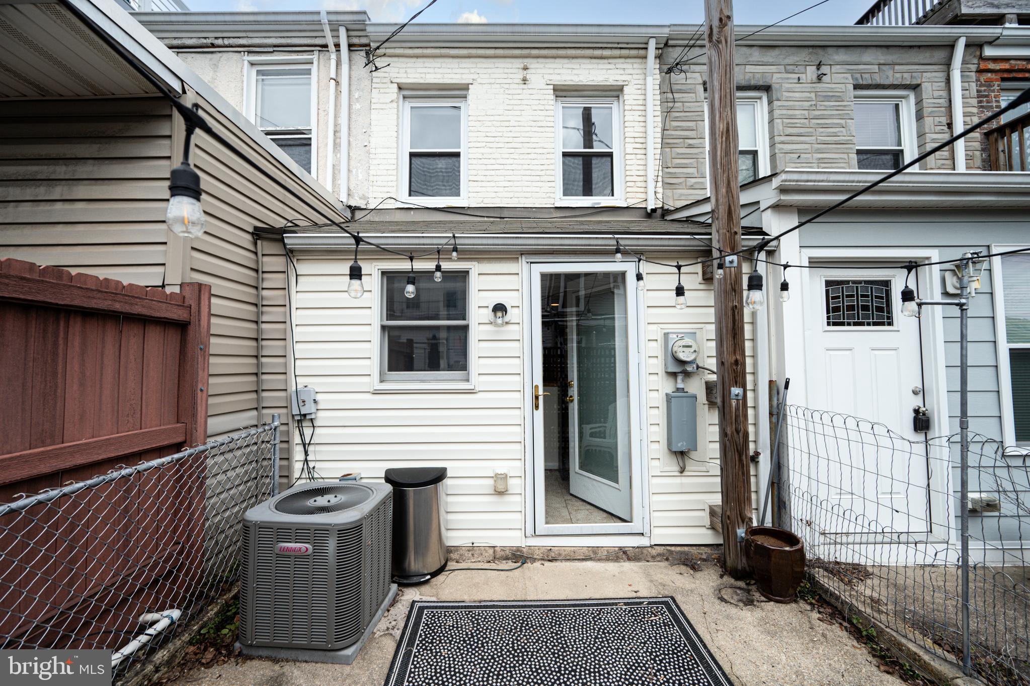 413 Sanders St