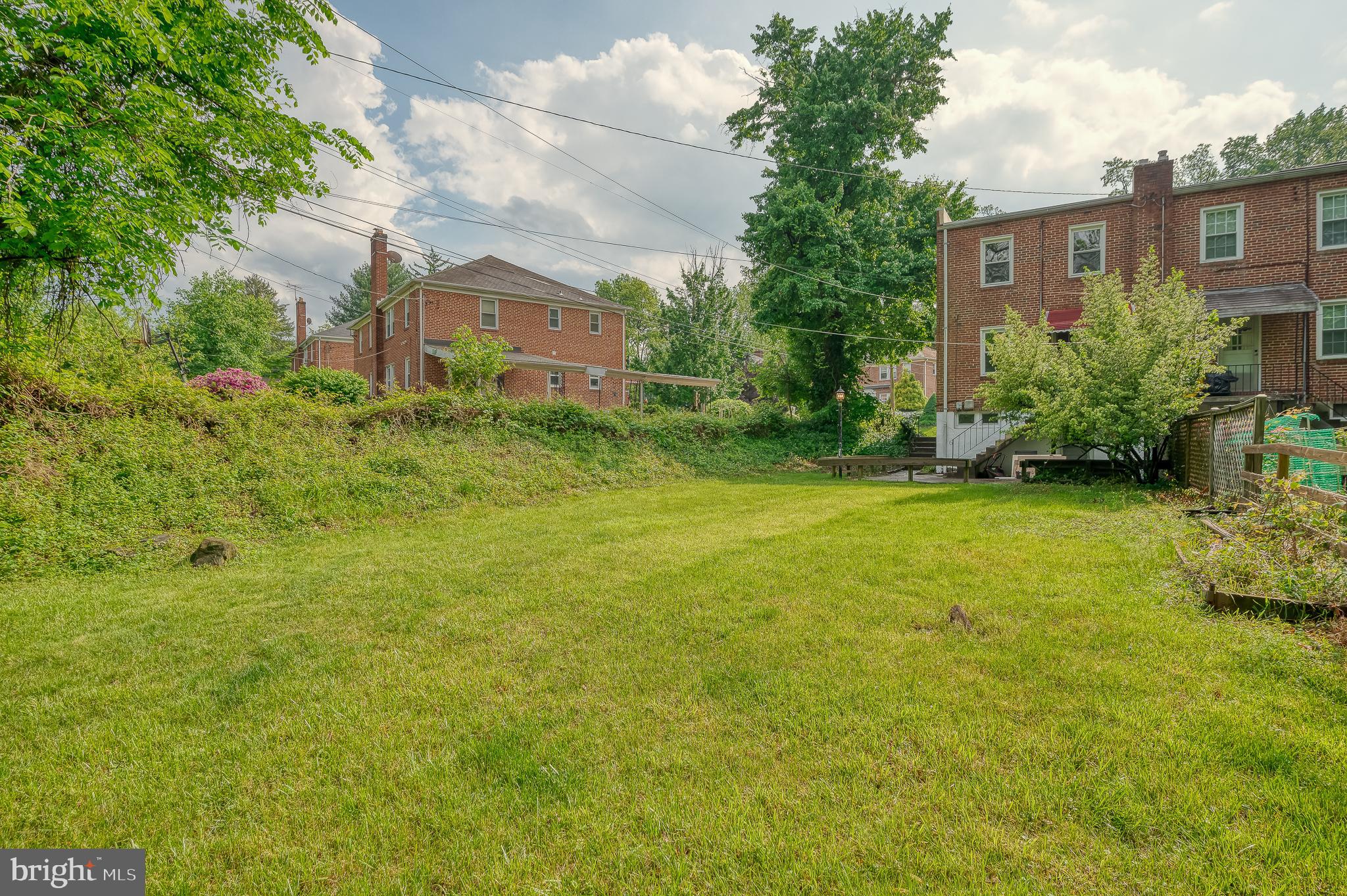 5713 Rockspring Rd