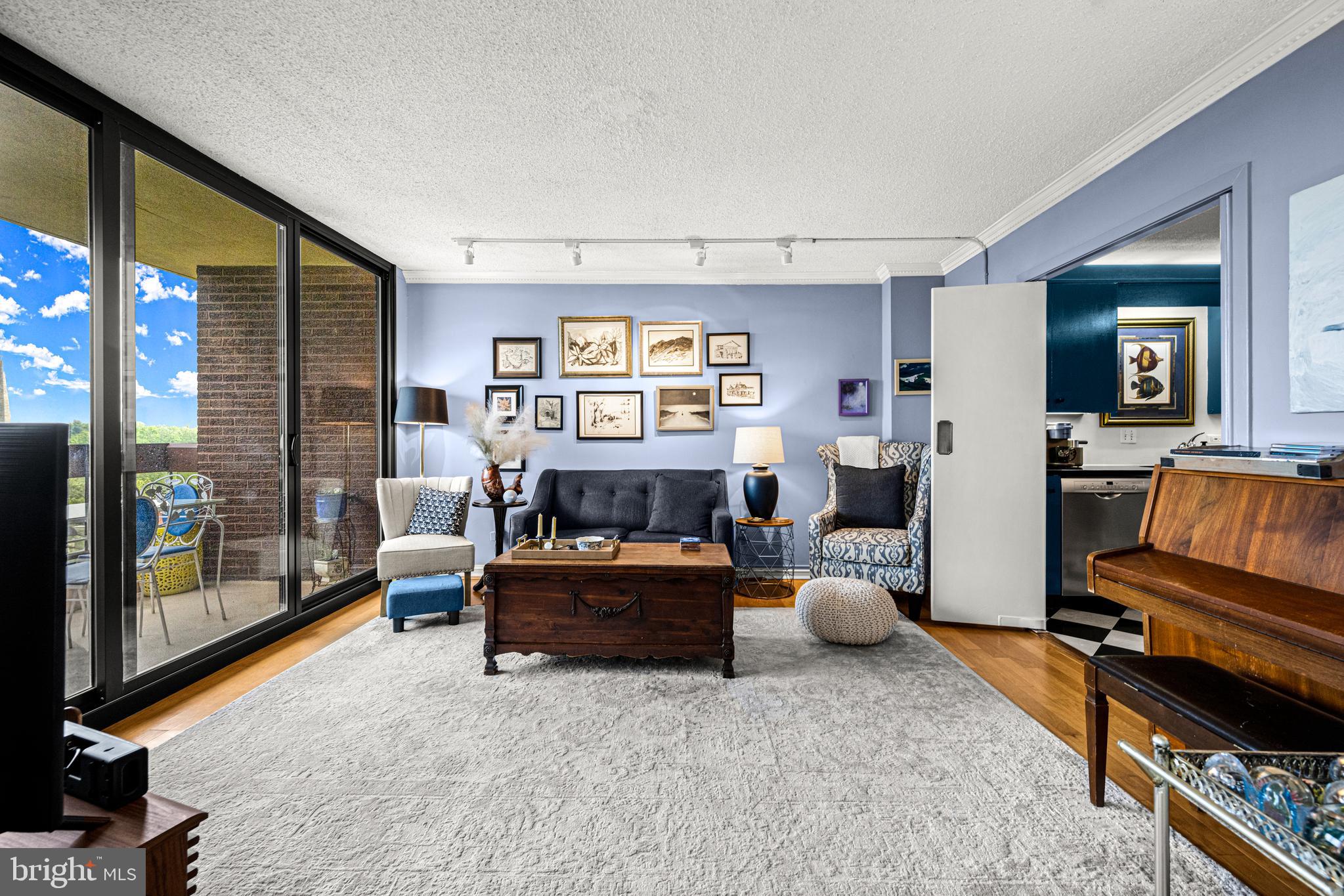 4100 N Charles St #1102