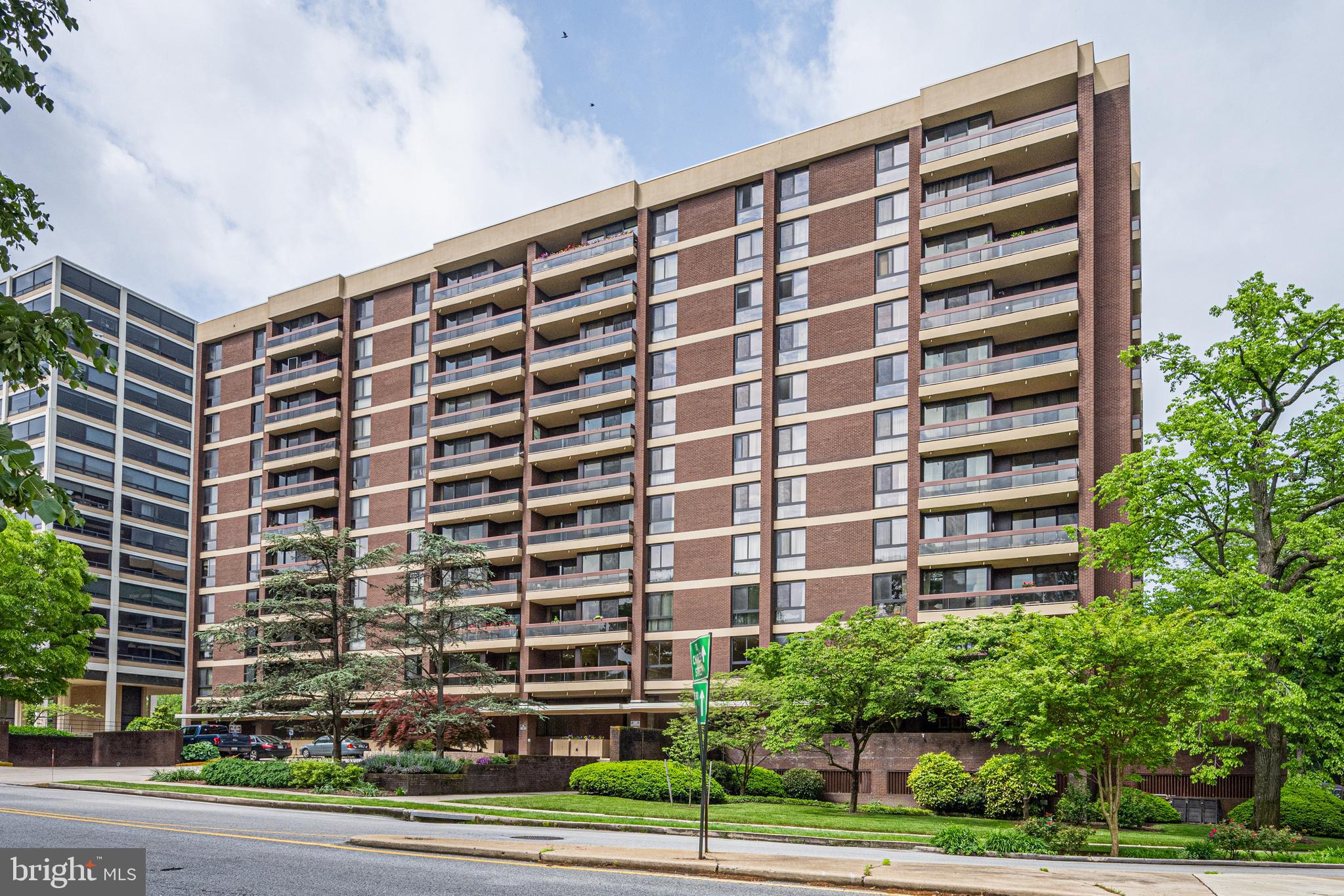 4100 N Charles St #1102
